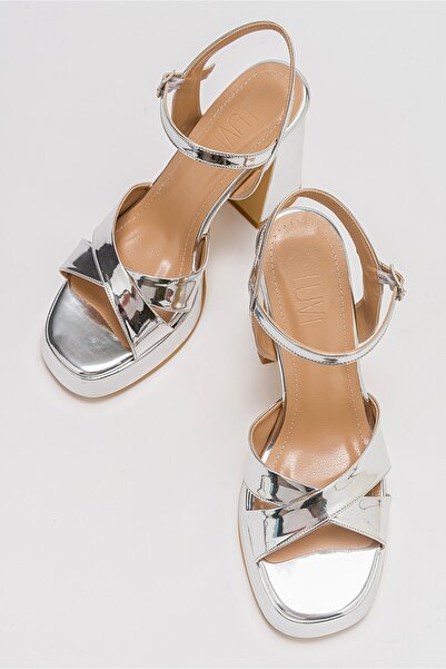 LuviShoes Henry Silver Women's Platform Heeled Shoes