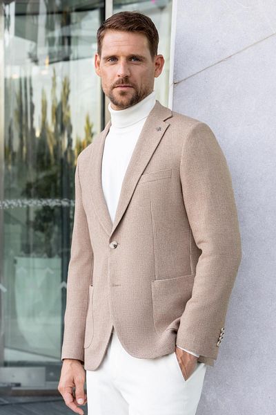 Morven Men's Beige Woven Slim Fit Mono Collar Jacket