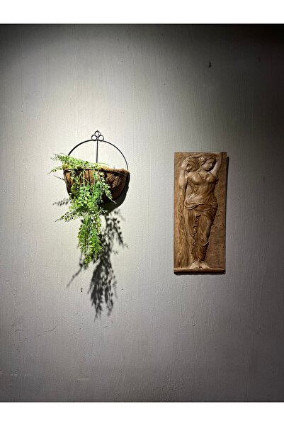 Store “Roma’nın Sessiz Kızı Ahşap Oyma Tablo