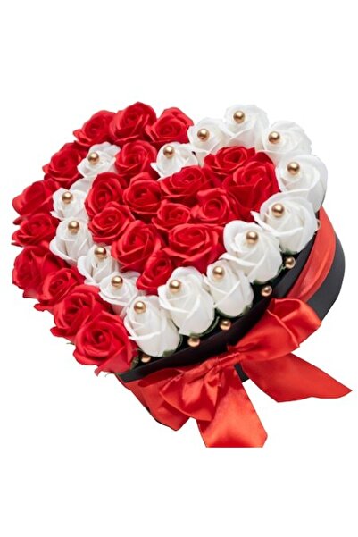 OEM Aranjament floral elegant cu trandafiri de săpun, roșii cu alb, 37 de tulpini, cutie în formă de inimă