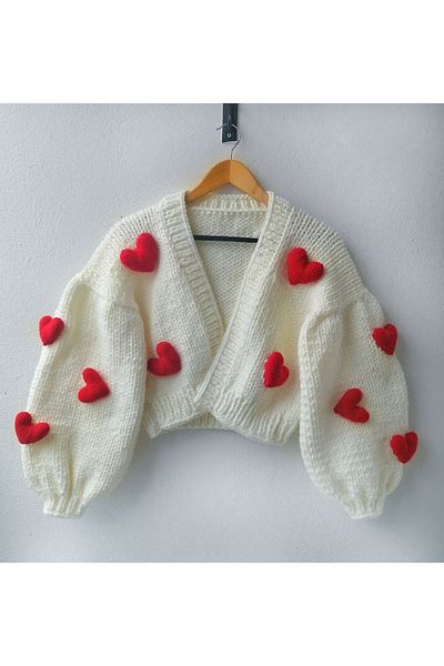 ZAHandmade Hand Knitted Heart Cardigan Model