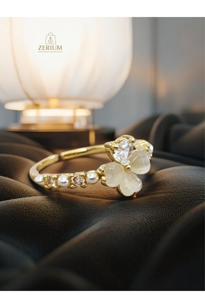 ZERİUM Elegant Flower and Pearl Stone Gold Color Ring