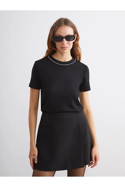 LC Waikiki Lcw Vision Black Crew Neck Stone Blouse