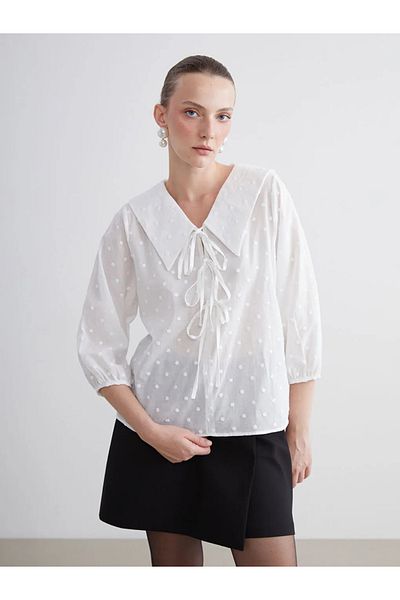 LC Waikiki Lcwaikiki Classic White Baby Collar Embroidered Bow Blouse