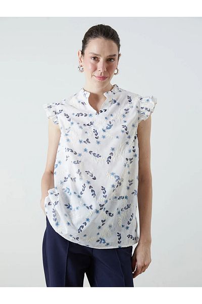 LC Waikiki Lcw Grace White Scoop Neck Floral Blouse
