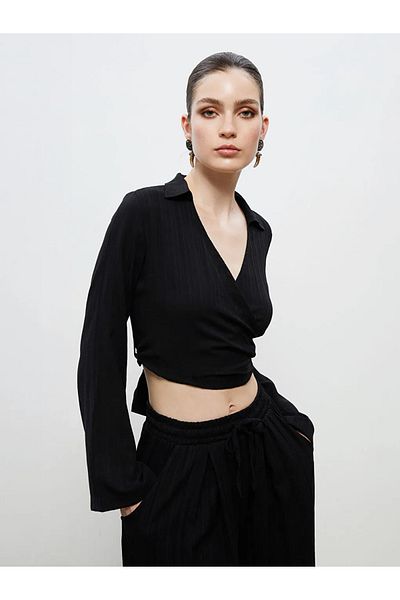 LC Waikiki Soulife Black Double Breasted Collar Textured Crop Blouse