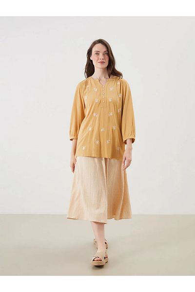 LC Waikiki Lcw Grace Sari Kaçık Collar Flower Embroidered Blouse