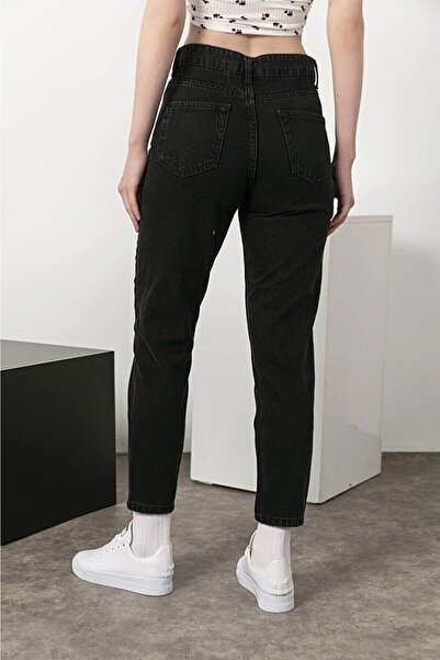 Avcı Samanta Siyah Mom Fit Jean Παντελόνι Χρώμα που δεν ξεθωριάζει Boyfriend