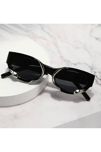 HAB TRADE Women's Black Rectangular Metal Snake Detailed Design Sunglasses