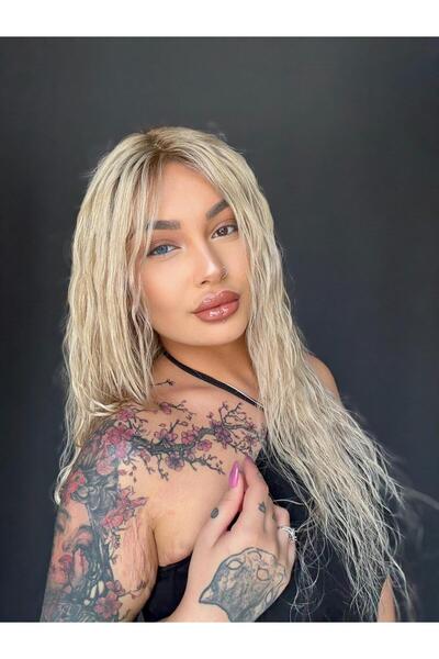 Suzan Peruk Yıkanıp Çıktığında Doğal dalgası olan Ombreli Sarı Hayalet Tül Pe...