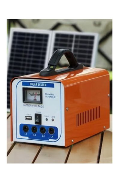 ROYAL ROSE Solar power system with 7V solar panel, 4 bulbs and mobile charger outlet, suitable for camping and trips