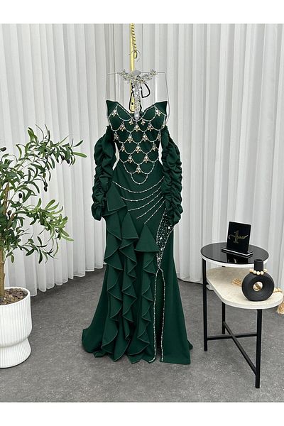 MEZON FASHION Evening dress with built-in crystal necklace