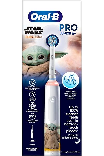 Oral-B Pro Junior Electric Toothbrush, 1 Star Wars Handle, 1 Toothbrush Head, Designed by Braun, for