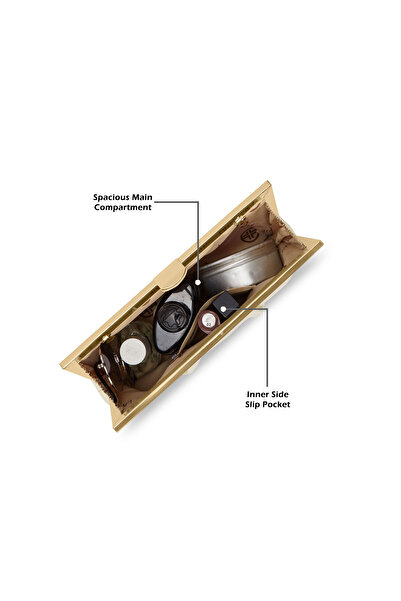 Lavie Luxe Women's Pleatz25 frame clutch (Off White)