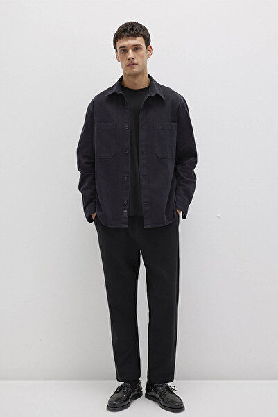 Mavi Чорна сорочка з двома кишенями для чоловіків M0211649-900