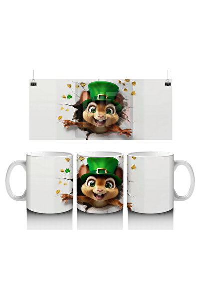 Luluyen شخصية السنجاب المبهجة في قبعة خضراء – كوب قهوة مطبوع