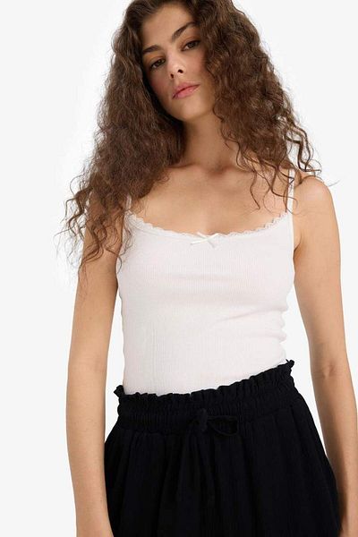 DeFacto New Season Fitted Lace Detailed Ribbed Camisole Undershirt