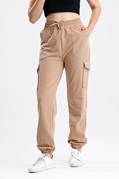 Green Hill Cargo Pocketed Biscuit Color Sweatpants with Elastic Waist