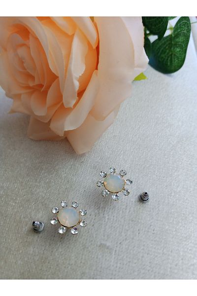 Pervin Ablacım Steel White Mother of Pearl Flower Shaped Stone Gold Nail Earrings