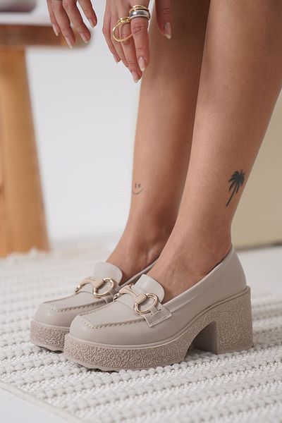 ripuvainen Loreva Women's Stylish Buckle Detailed Daily Heeled Shoes - Beige