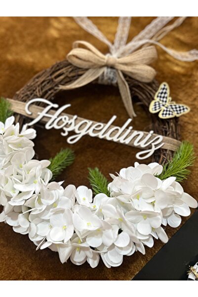 Marrone Σετ διακοσμητικό στεφάνι και μπρελόκ για πόρτα με λευκά λουλούδια και γράμματα «Καλώς ήρθατε» – Διακοσμητικό στεφάνι με ψάθινο δαχτυλίδι