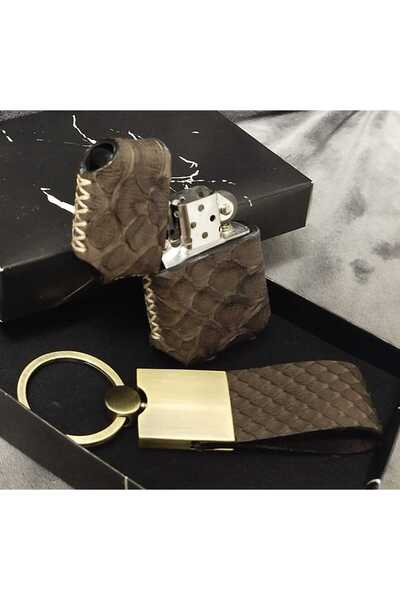 Visale Store Kahverengi % 100 Yılan Derisi, Benzinli Orijinal Çakmak, Kişiye Özel, Anahtarlık Set