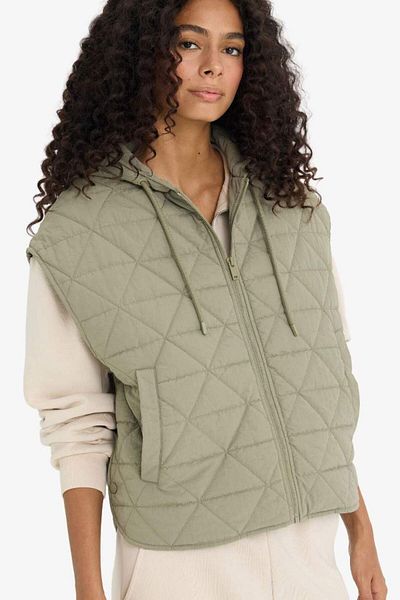 DeFacto New Season Relax Fit Hooded Quilted Zippered Vest