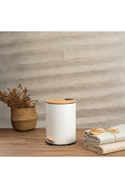 AboutThePerfect Bambu Kapaklı Pedallı 5 Litre Metal Çöp Kovası, şık ve kullan...