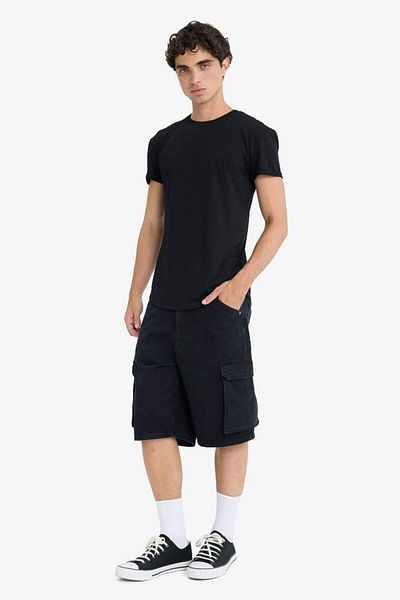 DeFacto New Season Long Muscle Fit Crew Neck Basic Plain Short Sleeve T-Shirt