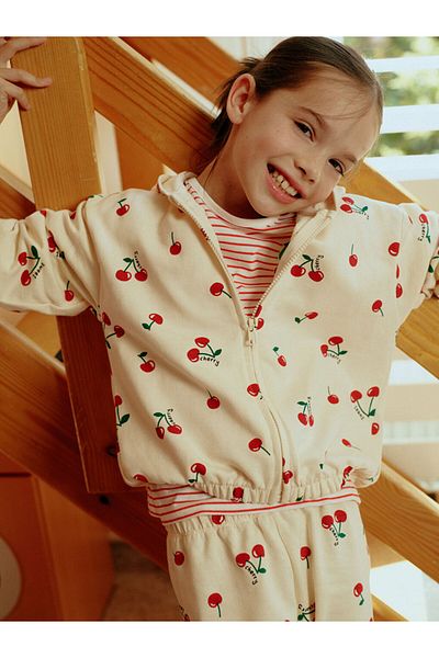 LC Waikiki Quality Parts from Celebi Store |   Ecru Cherry Printed Girl's Zippered Sweatshirt