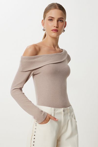 Lovelyİstanbul Pulover moale tricotat cu un singur umăr LUB0203 BEIGE
