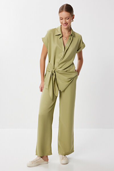 Lovelyİstanbul Costum cu suprafață din satin cu detaliu de șireturi LFF0037 G...