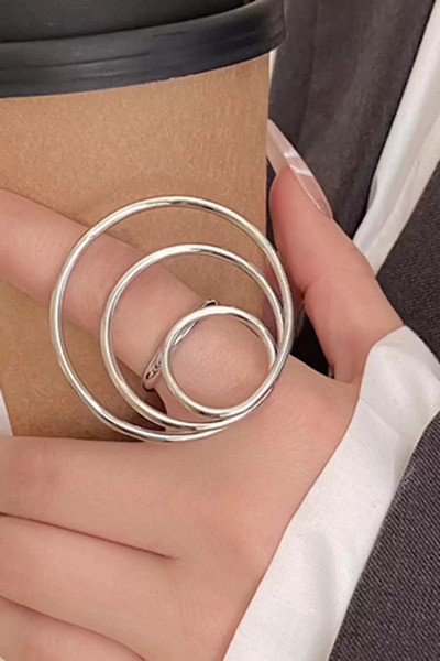 Mutenaura خاتم بتصميم VIP قابل للتعديل