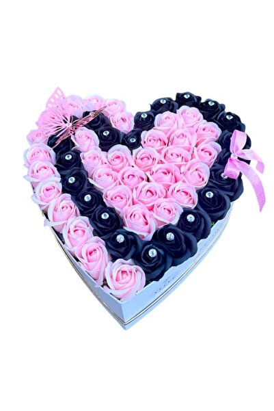 velve Aranjament Love Impact, 51 trandafiri din sapun si cristale deco, cutie...