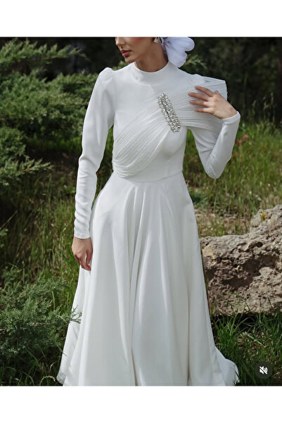 Hennin Nikah Abiye Ekru