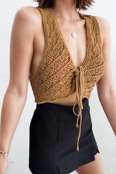 VAGGON Sleeveless Openwork Knitwear Crop Blouse