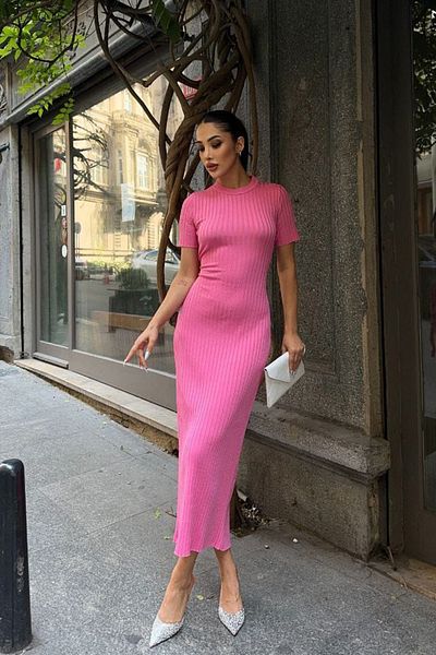 VAGGON Crew Neck Short Sleeve Ribbed Midi Length Knitwear Dress