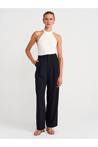 Dilvin 10798 Halter Tie Collar Ribbed Knitwear Blouse-Ecru