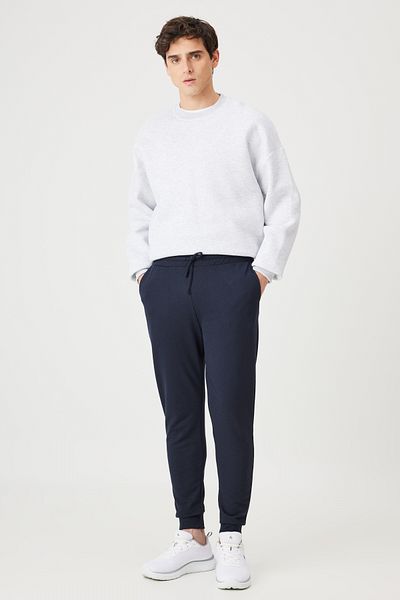 AC&Co / Altınyıldız Classics Нормален крой Jogger мъжки панталони в тъмносин цвят