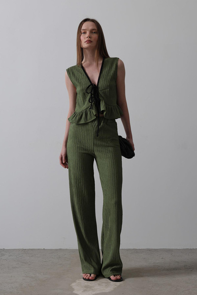 VAGGON Women's Khaki V-Neck Lace-Up Flared Knitted Blouse and Pants Set Vs00520