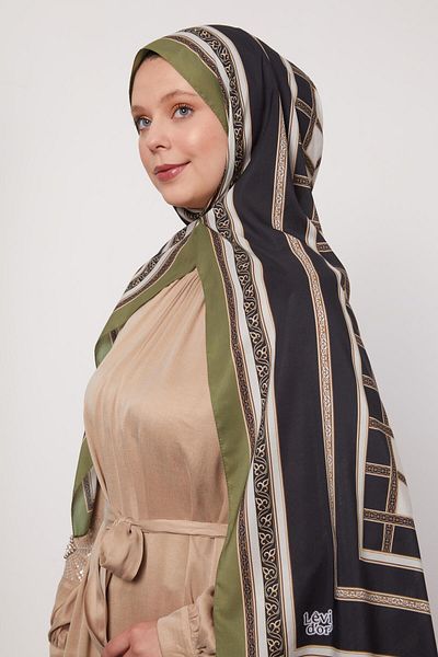 Levidor Green Foil Pattern Love Shawl