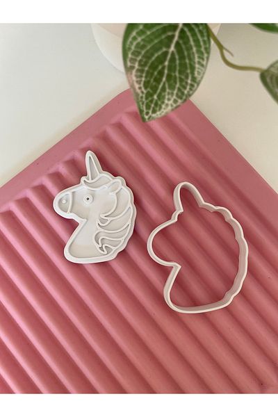 By Selen Suyolcu Unicorn Cookie and Stamp Cutter