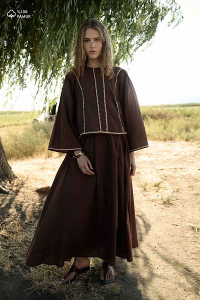 Hooopstore Voile Coffee Skirt Suit with Stripe Detail
