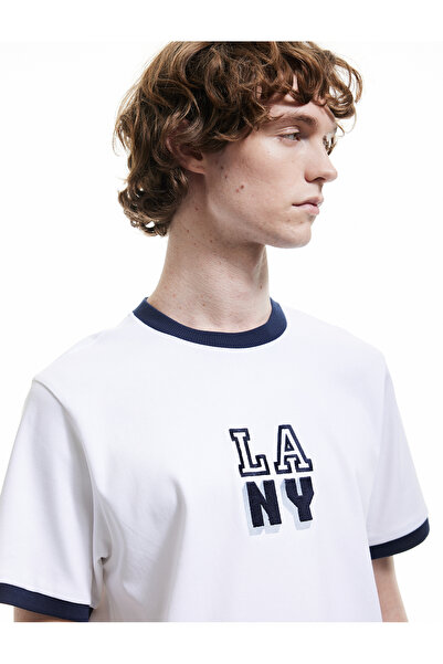 Koton Cotton Contrast Detailed Regular Fit Tough Fabric Short Sleeve Crew Neck Printed T-Shirt