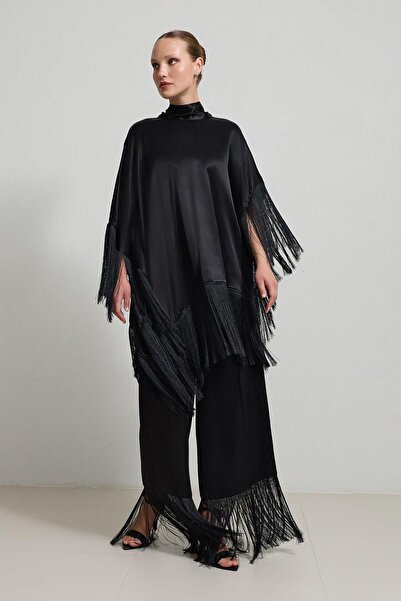 Setre Siyah Püskül Detaylı Bluz Ve Pantolonlu Takım