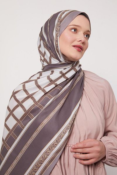 Levidor Gray Foil Pattern Love Shawl