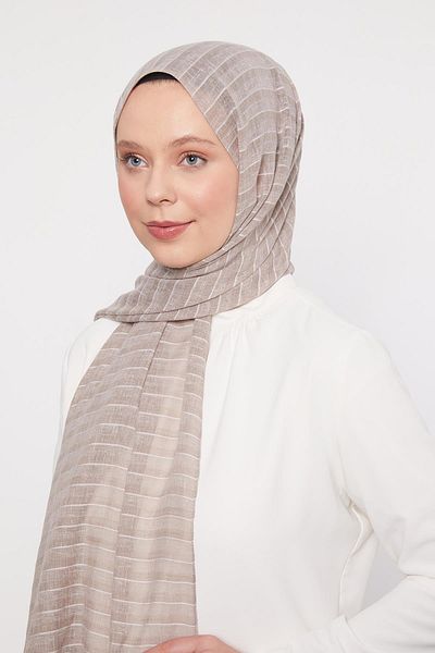 Levidor Milky Brown Elda Shawl