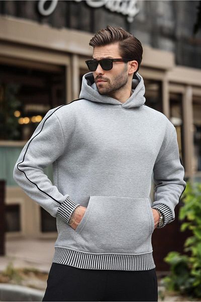 Madmext Grimelanj Hooded Kangaroo Pocket Men's Sweatshirt E7163