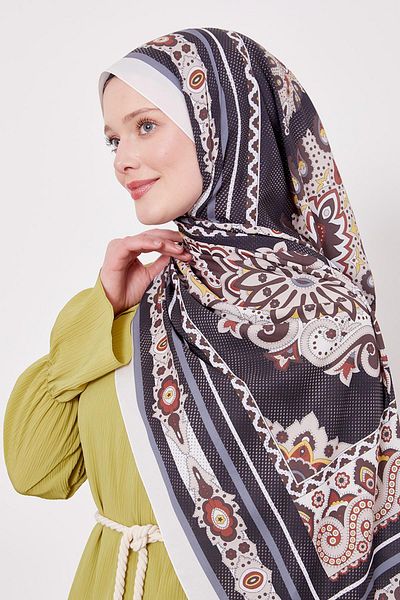 Levidor Ecru Edge Speckle Pattern Indian Silk Shawl