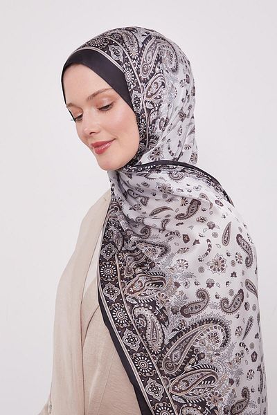 Levidor Black Mixed Flower Indian Silk Shawl